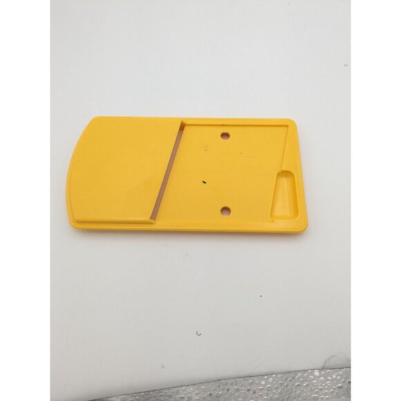 Vintage Tupperware Kitchen Work Unit 1986 Chop, Slice and Grate Incomplete #2 - Picture 8 of 9